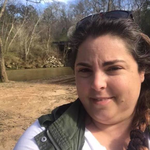 Profile Picture of Jennifer Lumetta (@jenlumetta) on Poshmark