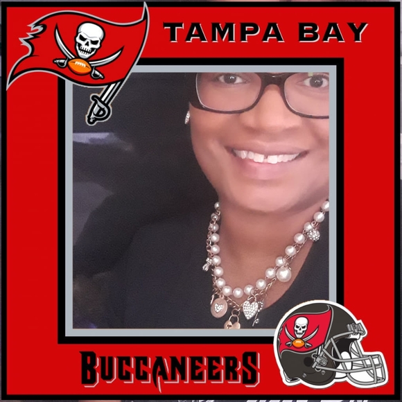 Profile Picture of Margaret Bates (@sgtmb) on Poshmark