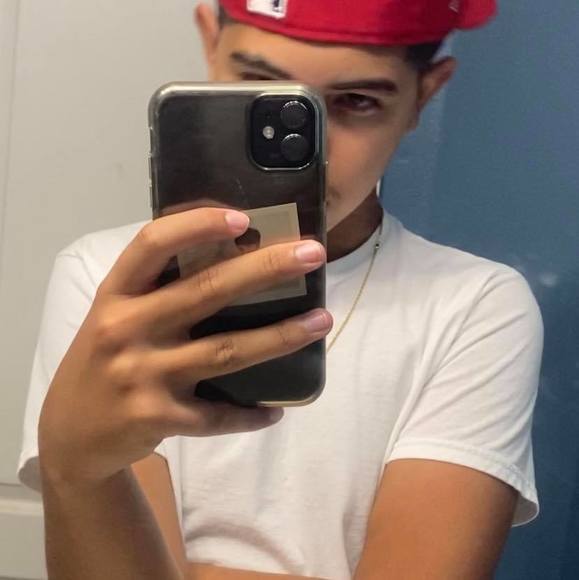 Profile Picture of Isaac Garcia (@isaacgarcia189) on Poshmark