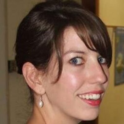 Profile Picture of Julie Burba (@JulieTausend) on Twitter