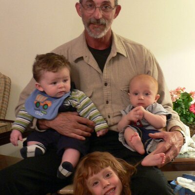 Profile Picture of Jim Rohr (@jimsshorts) on Twitter
