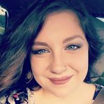 Profile Picture of Mrs. Caitlyn Farrow (@mrsfarrowsenglish) on Instagram