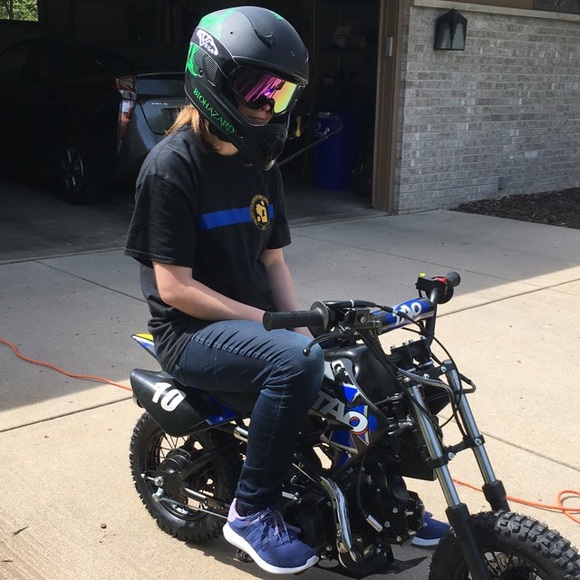 Profile Picture of Michaela Wiberg (@shybunn21) on Poshmark