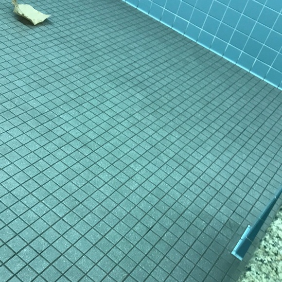 Profile Picture of Jason Zhu (@jason_zhu) on Poshmark