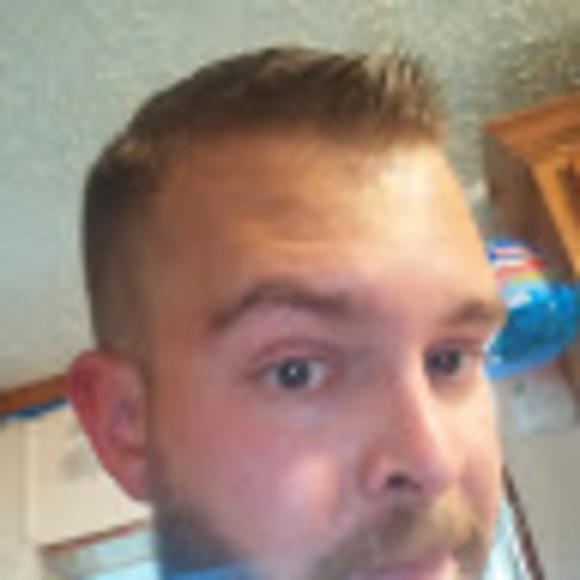 Profile Picture of Vaughn Smith (@vrs5788) on Poshmark