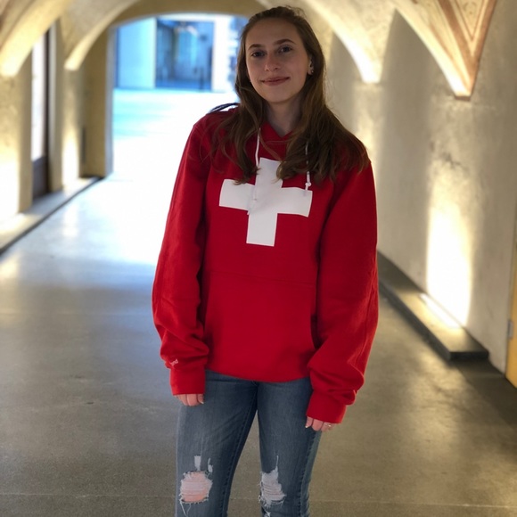 Profile Picture of Kayla Mccullum (@kaylamccullum) on Poshmark