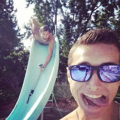 Profile Picture of Andy (@AndyMach31) on Twitter