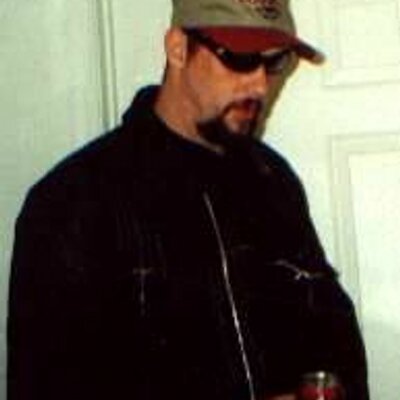 Profile Picture of Chad Ashton (@chad_ashton) on Twitter