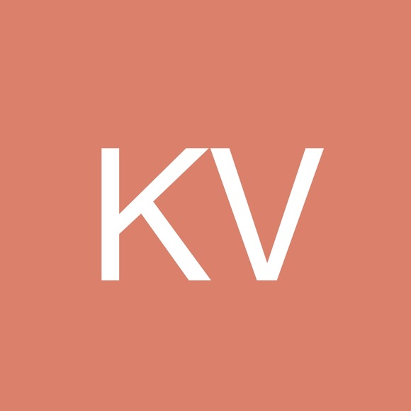 Profile Picture of Kaitlyn Vandermeer (@kmvandermeer96) on Poshmark