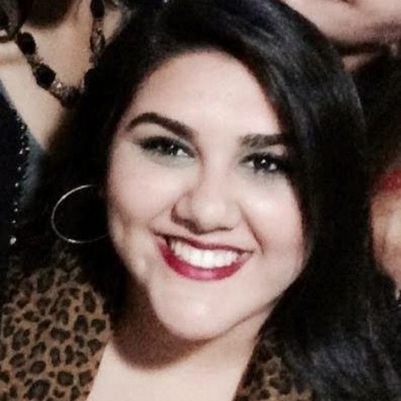 Profile Picture of Cristina Capote (@tinafitina) on Poshmark