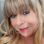 Profile Picture of Heidi Lockett Coles (@heidicoles) on Instagram