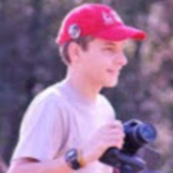 Profile Picture of Aaron Gitzendanner (@gitzy933) on Poshmark