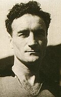 Profile Picture of Paddy Sloanon Wikipedia