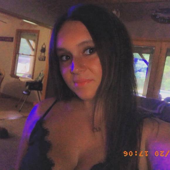 Profile Picture of Carly Bagby (@carlybagby) on Poshmark