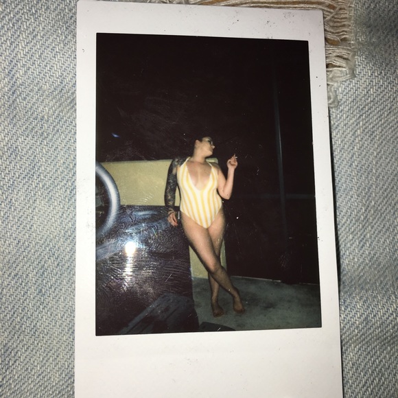 Profile Picture of Victoria Mays (@amaysballs) on Poshmark