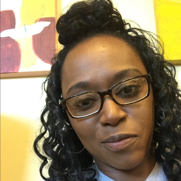 Alto Perry - Poshmark Profile Picture of Alto Perry (@altovise1) on Poshmark