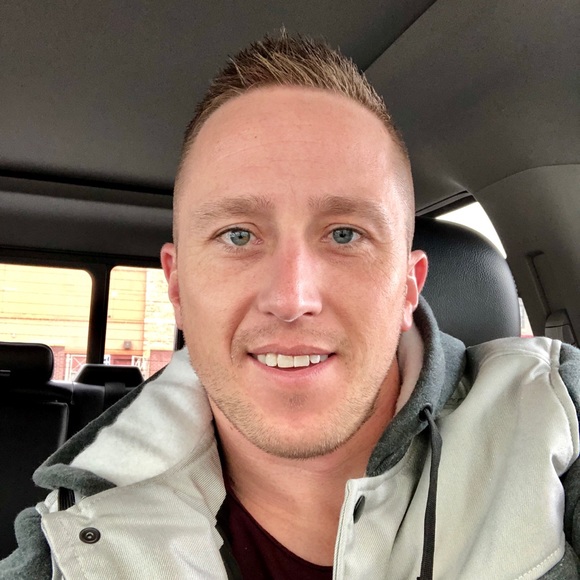 Profile Picture of Chris Craddock (@chcraddo) on Poshmark