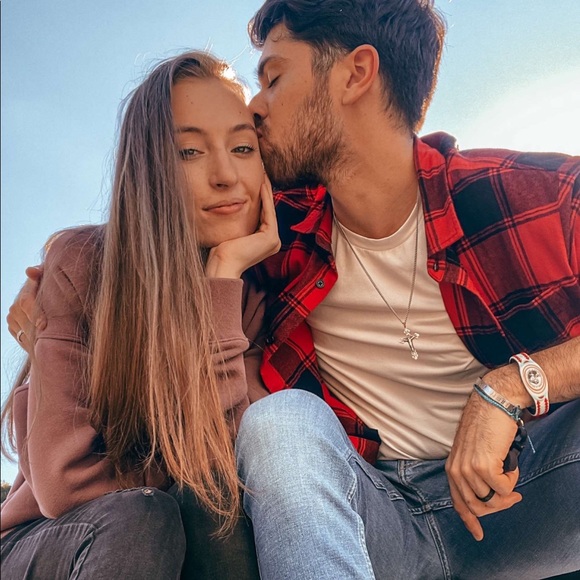 Profile Picture of Addie Richardson (@addierichardson) on Poshmark