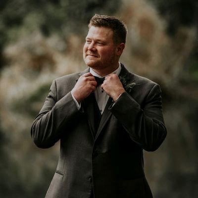 Profile Picture of Daniel Lesniak (@DanielJLesniak) on Twitter