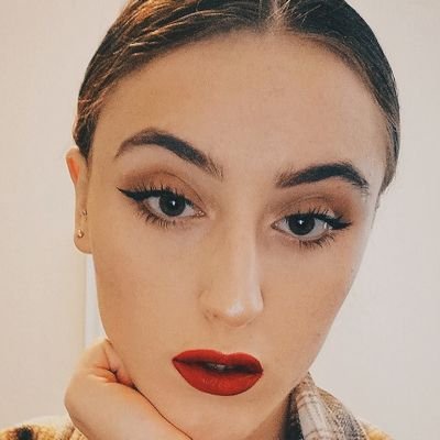 Profile Picture of Florence (@IndiaGoddess8) on Twitter