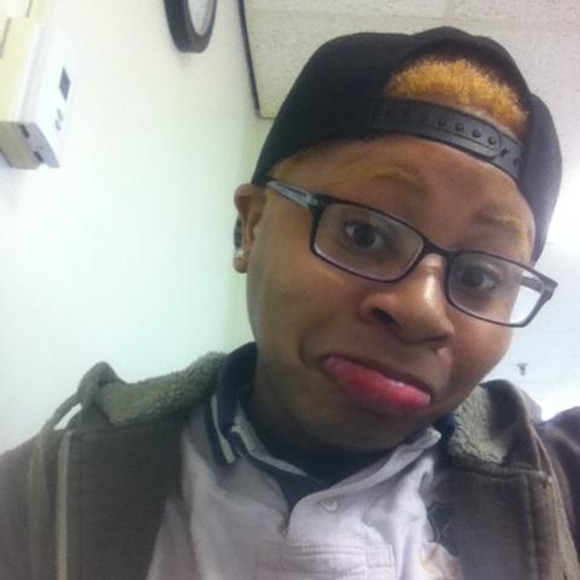 Profile Picture of Devonte Paulk (@devonte121) on Poshmark