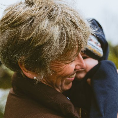 Profile Photo of Caroline Finch (@carolinelfinch) on Twitter