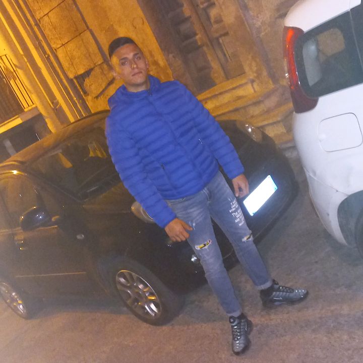 Profile Picture of Alex Oliveri (@alexoliveri3) on Tiktok