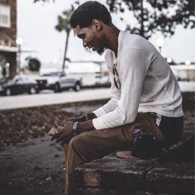 Profile Picture of Ryda (@rydalive) on Twitter