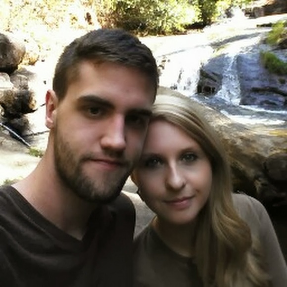 Profile Picture of Eric Dahlen (@eddahlen) on Poshmark