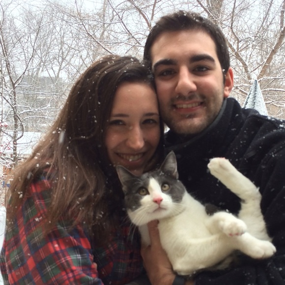 Profile Picture of Emily Moyes (@emilymoyes) on Poshmark