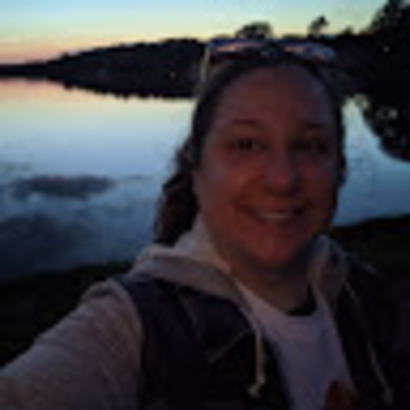 Profile Picture of Amanda Denardo (@vanillaux) on Poshmark