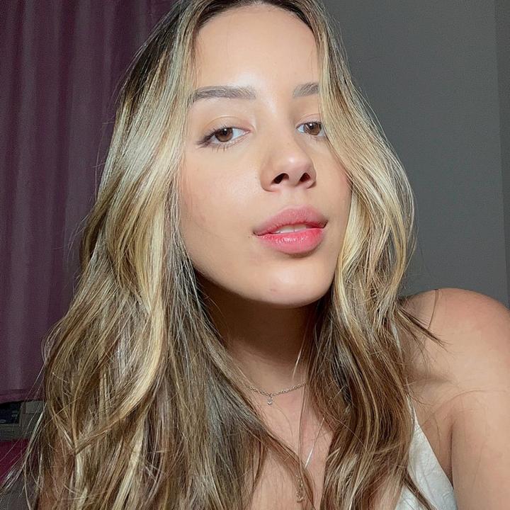 Profile Picture of julia (@juliaacoser) on Tiktok
