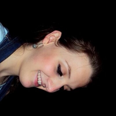 Profile Picture of Paula Colombo (@_paulacl) on Twitter