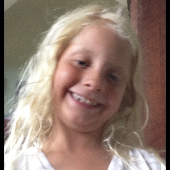 Chantelle Schleifer - Poshmark Profile Picture of Chantelle Schleifer (@chantelle3570) on Poshmark