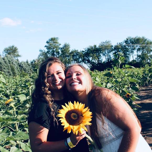 Profile Picture of Clorinda Beene (@clorinda32) on Poshmark