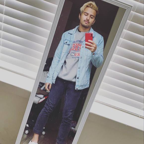 Profile Picture of James Natividad (@xjamtasticx) on Poshmark