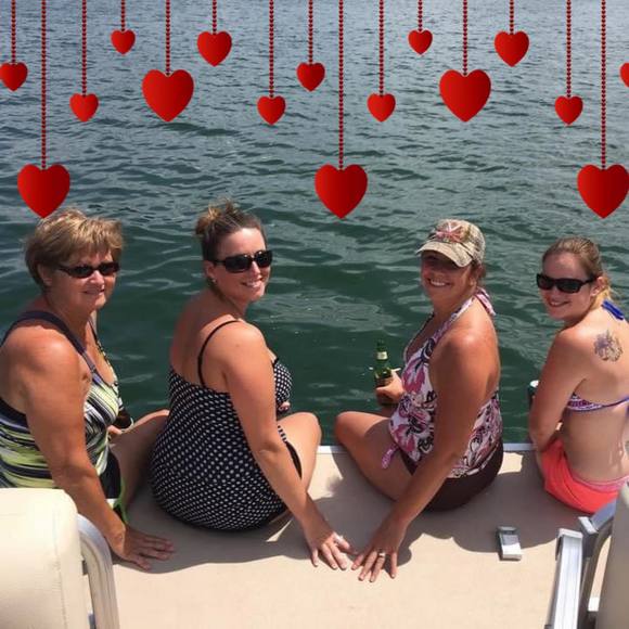 Profile Picture of Debbie Lowe (@mcpsdriver) on Poshmark