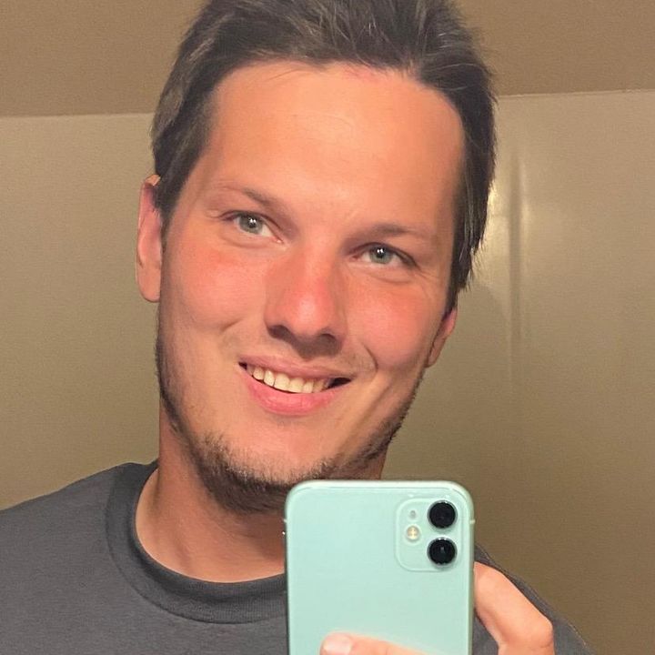 Profile Picture of   Paul Schwend (@schwend007)... (@schwend007) on Tiktok