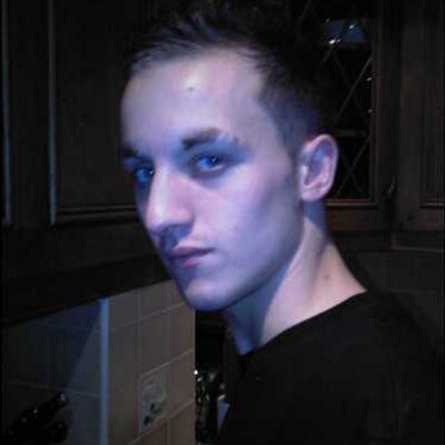 Profile Picture of Aaron (@aaronthorman) on Twitter