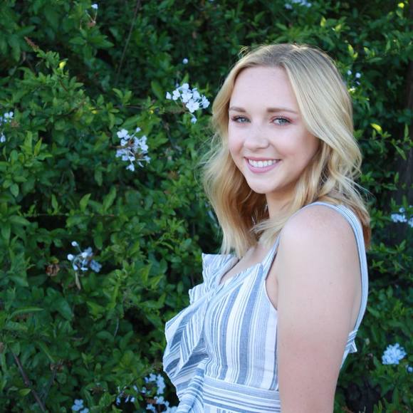 Profile Picture of Megan Sensiba (@megansensiba) on Poshmark