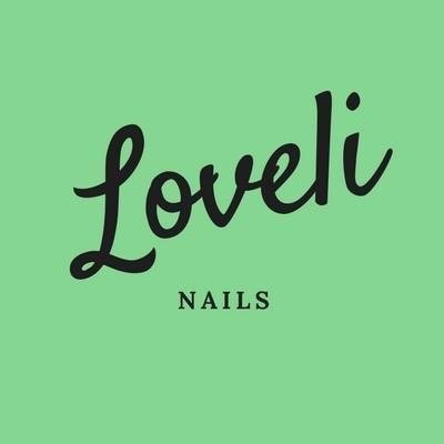 Profile Picture of Lisa Temple (@OoLaLoveli) on Twitter