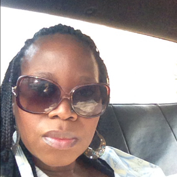 Profile Picture of Lihle Mtshali (@leesh_tnl) on Poshmark