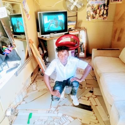 Profile Picture of James Alex Ander (@JamesAl99265901) on Twitter