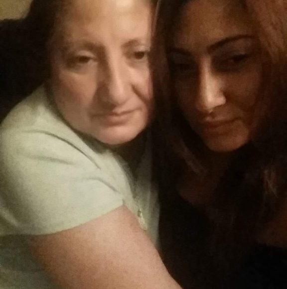 Profile Picture of Danielle Dahoud (@deed29) on Poshmark