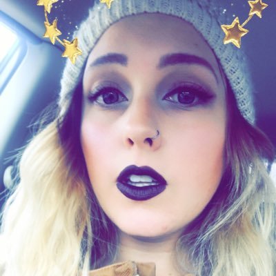 Profile Picture of Hannah Houle (@hannahhoule) on Twitter