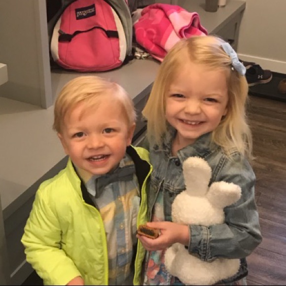 Profile Picture of Erin Hellickson (@erinhellickson) on Poshmark