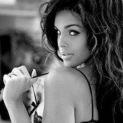 Profile Picture of Carlajo (@CarlaJoMichaels) on Twitter