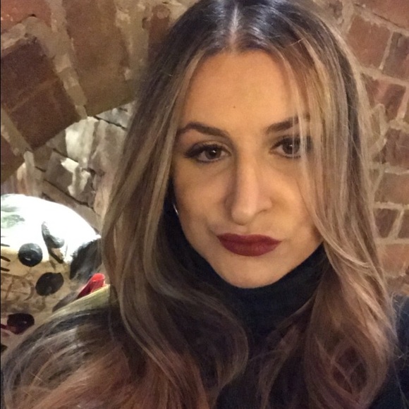 Profile Picture of Nicole Centanni (@nicolecentanni) on Poshmark