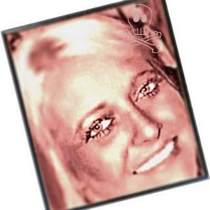 Profile Picture of Sabrina Gorman (@lipglossbrat) on Myspace