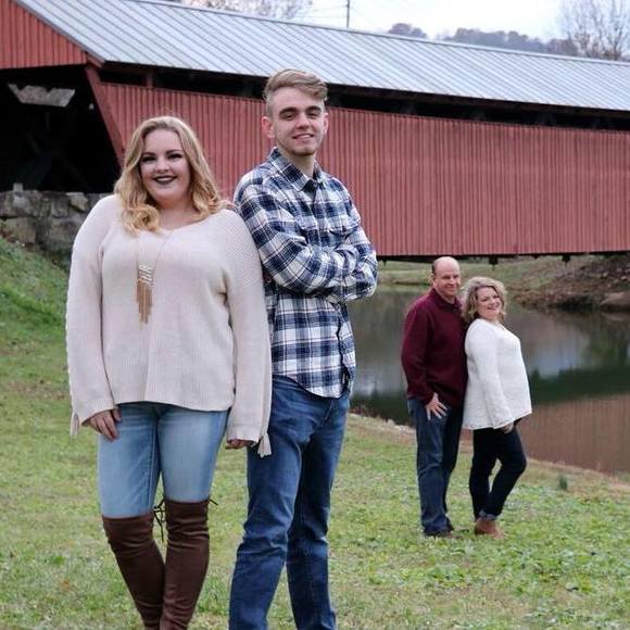 Profile Picture of Brent Carter (@jennyc75) on Poshmark